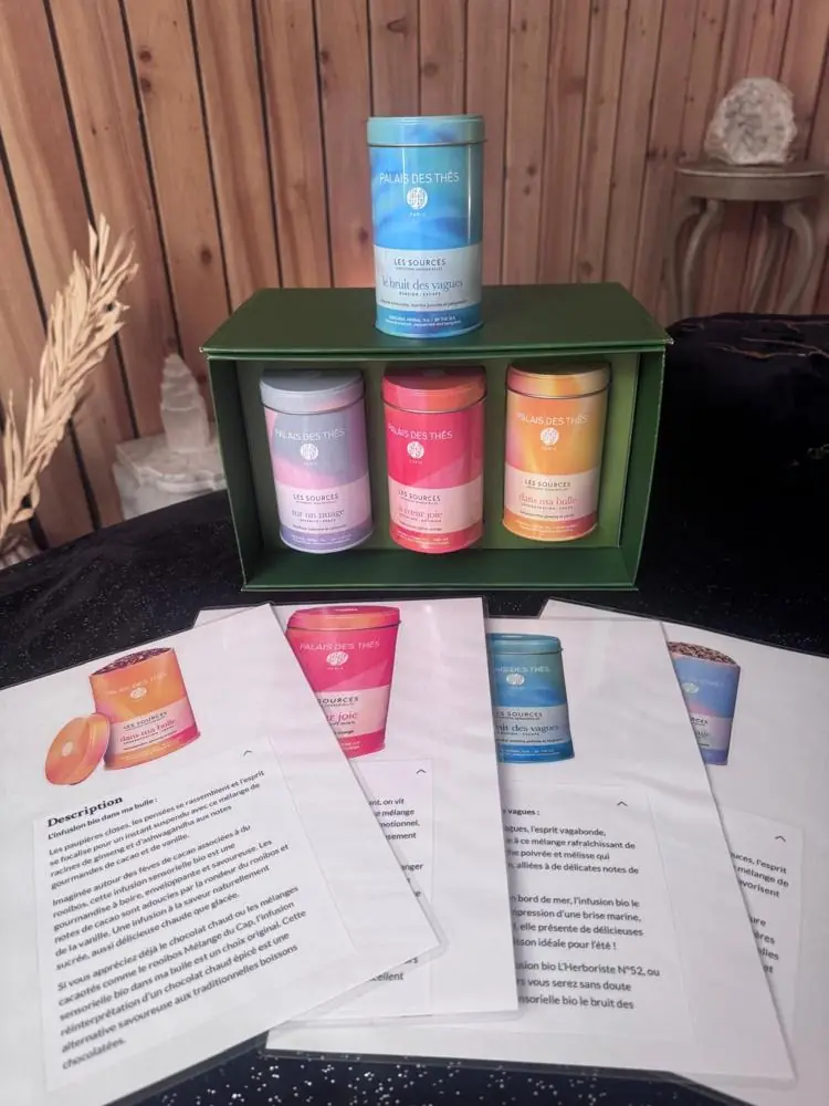 Coffret d'infusions bio dans la cabine